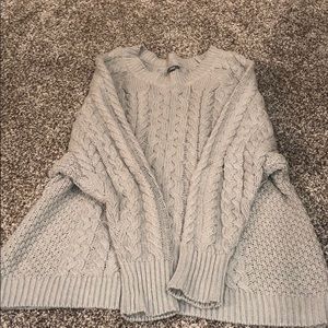 Arie soft light grey sweater